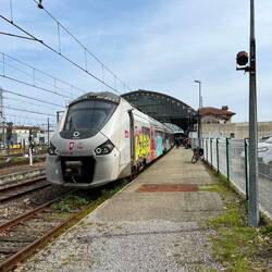 Zug von Day nach Trabes