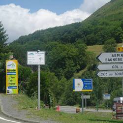 Col-de-Aspin (like Tormalet) made it debut on Le Tour in 1910 (and they never let you forget it).