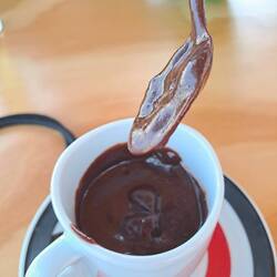 ...becho hani heisse Schoggi-Pudding. Au fein 😅