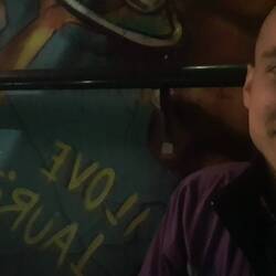 Und die Wandbemalung gab es kostenlos dazu 😁