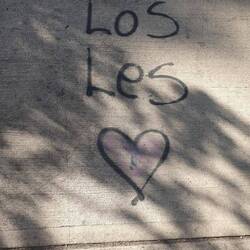 Unser Viertel Barrio Italia ist wieder sehr belebt und jung (les = inklusive Form) :).