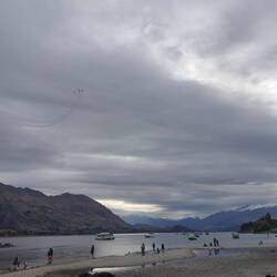 רואים את המטוס?