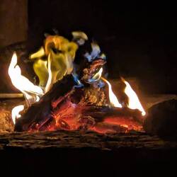 Wir haben Feuer gemacht