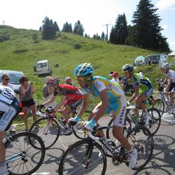 (Pre-disgrace) Lance Armstrong dueling with the year's eventual winner Alberto Contador.
