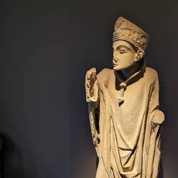 Me sneaking into my own kitchen where I live alone for a midnight snack