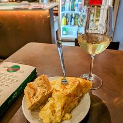 €5 well spent for a dry yummy break