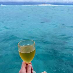 Die Füße im warmen Südpazifik 🤩 vor der Sandbank Island