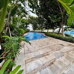 Alles sehr sicher, nur mit Zugangskarte begehbar