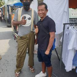 Keng's Freund. Ihn treffen wir später noch einmal.