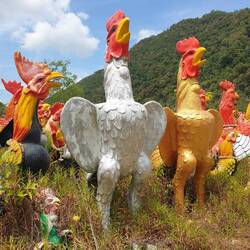 So können die fertigen Hähne aussehen.