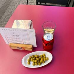 Nettes amuses-gueule zum Mittagessen in L'Ametlla de Mar