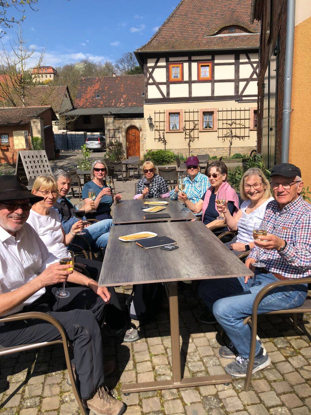 Jörg, Doris., Dieter, Hannelore, Sigrid, ich, Anne, Roswitha und Eckard ( von links nach rechts)