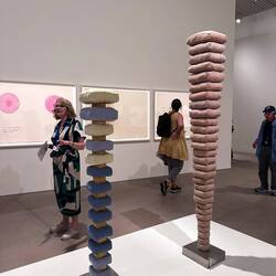 Sie liebte die Geometrie und ihre Berechenbarkeit. Im Gegensatz zum Chaos der Beziehungen