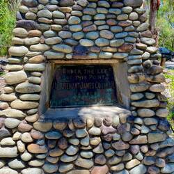 James Cook Monument 👀