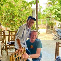 Nachdem Fabs Vater mit seinen 45 Kilo versucht hat mich hoch zu heben, hab' ich ihm mal gezeigt wie