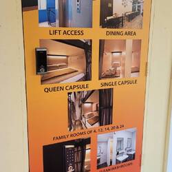 Unser Hostel - wir schlafen in einer Kapsel