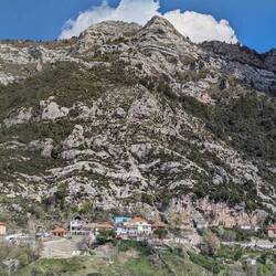 The mountains behind Krujë