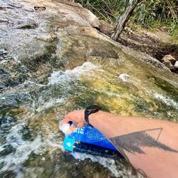 Als mir das Wasser ausgeht, schaffe ich mir..