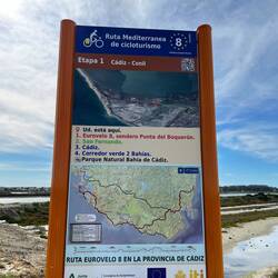 Radweg EV8 durch den Vogelschutzpark vor Cádiz