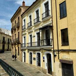 Apartmenthaus "Al-Qazeres Luxury"