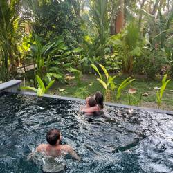 Mit mim eigete Äffli die andere Äffli beobachte🐒🥰