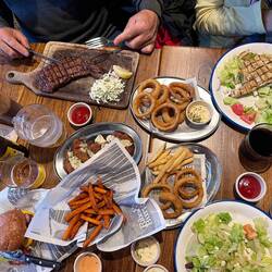Abendessen vor dem Konzert