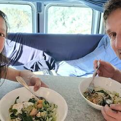 Home food in our RV 😋 (Udon w/ Bakchoy, Kimchee and egg 😋