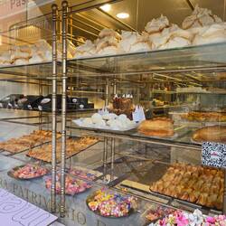 Giant Meringue is apparently a thing here. Maybe to give you energy to climb the hills!