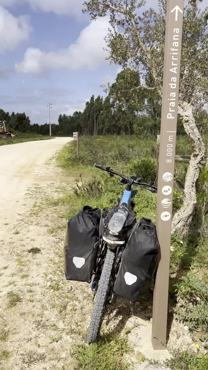 Man hört den starken Wind, so war es währen der gesamten Etappe