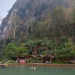 In der Lagune 3, am Fuß der Berge