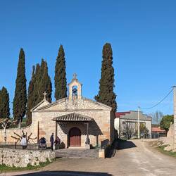 Note the child getting to do her Camino by all-terrain pram I couldn't be more jealous if I tried