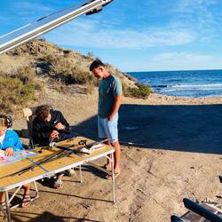 Max seine Angel ist zerbrochen 🥹😢. Die Männer versuchen zu retten was geht 😩