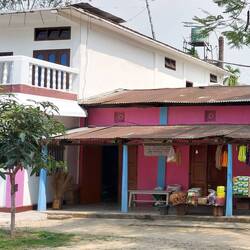 Ua hier fand das Massaker statt