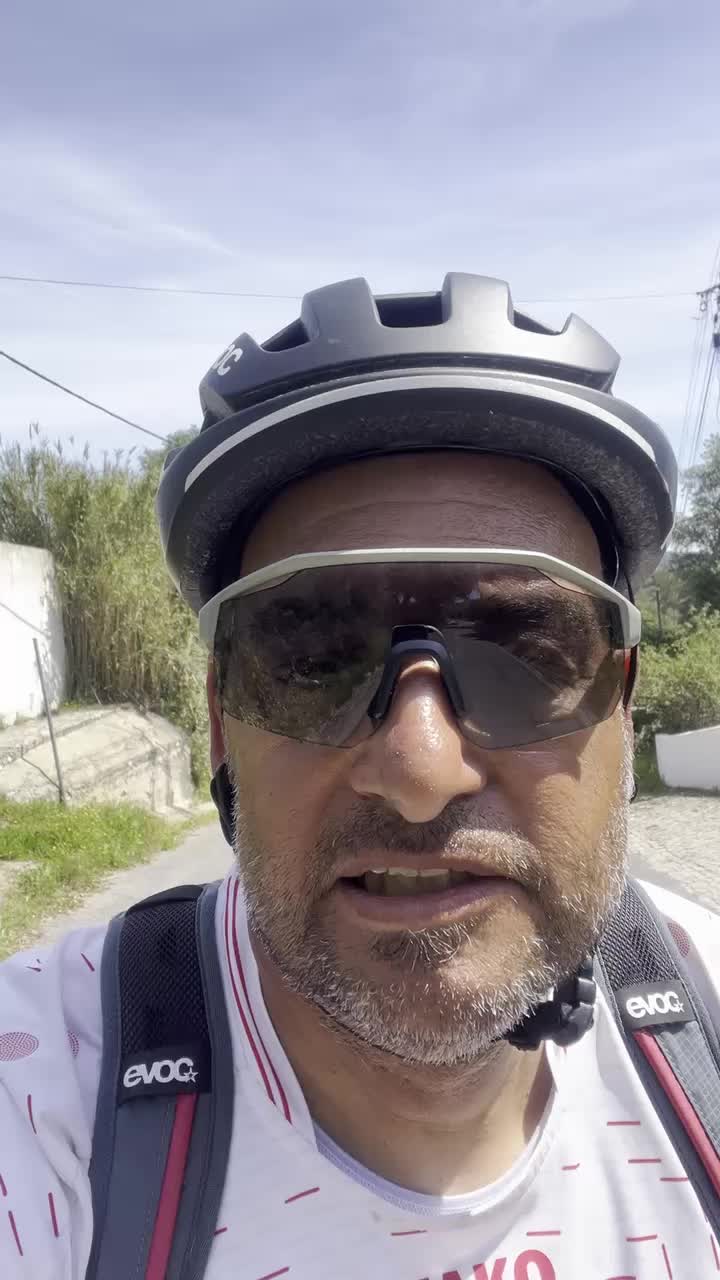 Mit der neuen Kette an der Rampe vorbeigefahren, wo es zum Kettenriss kam