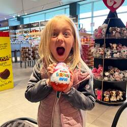 Pitstop on thr autostrada. Annika way excited about this giant Kinder Surprise egg