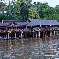 Sukau Rainforest Lodge