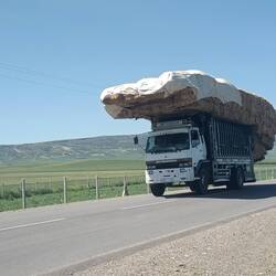 Sinon tu pouvais mettre ton pare-soleil