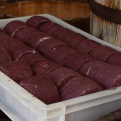 Fromage vieilli dans le vin rouge