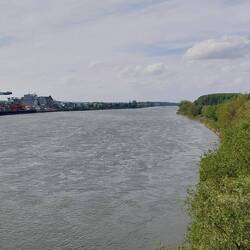 Zurück über die Nordbrücke.