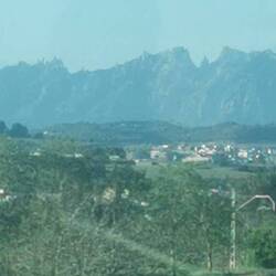 Meine Sitznachbarin schwärmt von ihrem Besuch dieses Berges - sieht wirklich toll aus!