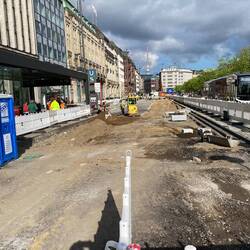 … auch hier begleiten uns Baustellen ohne Ende … 🚧