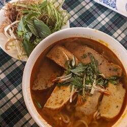 Bún Huế soup for breaky, only feel comfortable eating fake meat in vegan restaurants, not bad 7/10