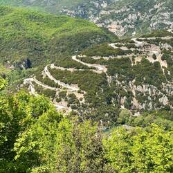 Die Strasse zu den Papingo-Pools