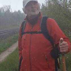 Heftiger Graupelschauer am Bahnübergang!