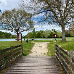 Lailly-en-Val, zwischen Stellplatz und See