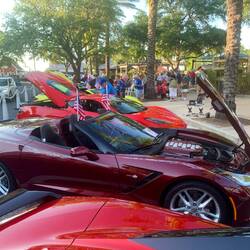 Zoom in on pinstripes: amazing!