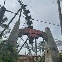 Jurassic Park - flight of the winged dinosaur