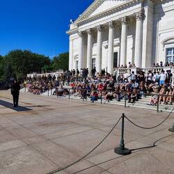 Wache vor dem Grab des "Unknown Soldier", repräsentativ für die unbekannten gefallenen Soldaten