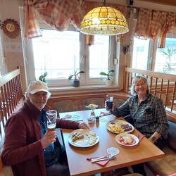 Kohlrouladen und Cevapcici beim rumänischen Italiener!😂