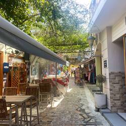 Verwinkelte, hübsche Tavernen